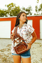 Load image into Gallery viewer, Annie Oakley Sling Bag